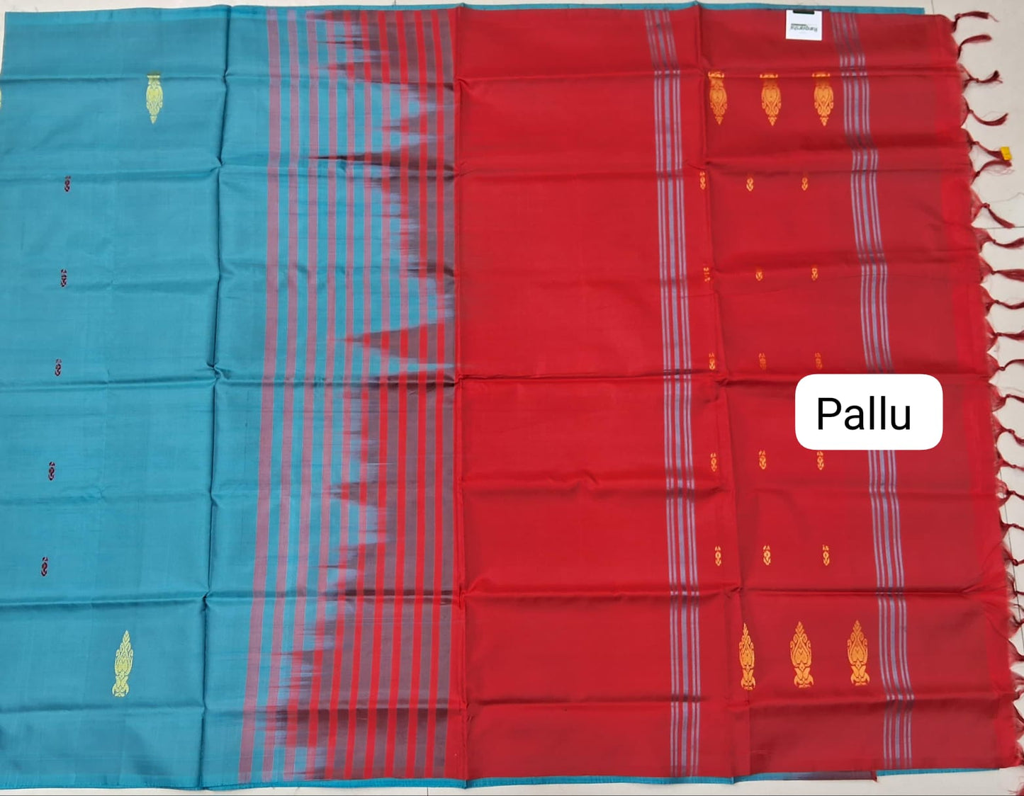 Sky Blue Hand Woven Banana Silk Saree pallu