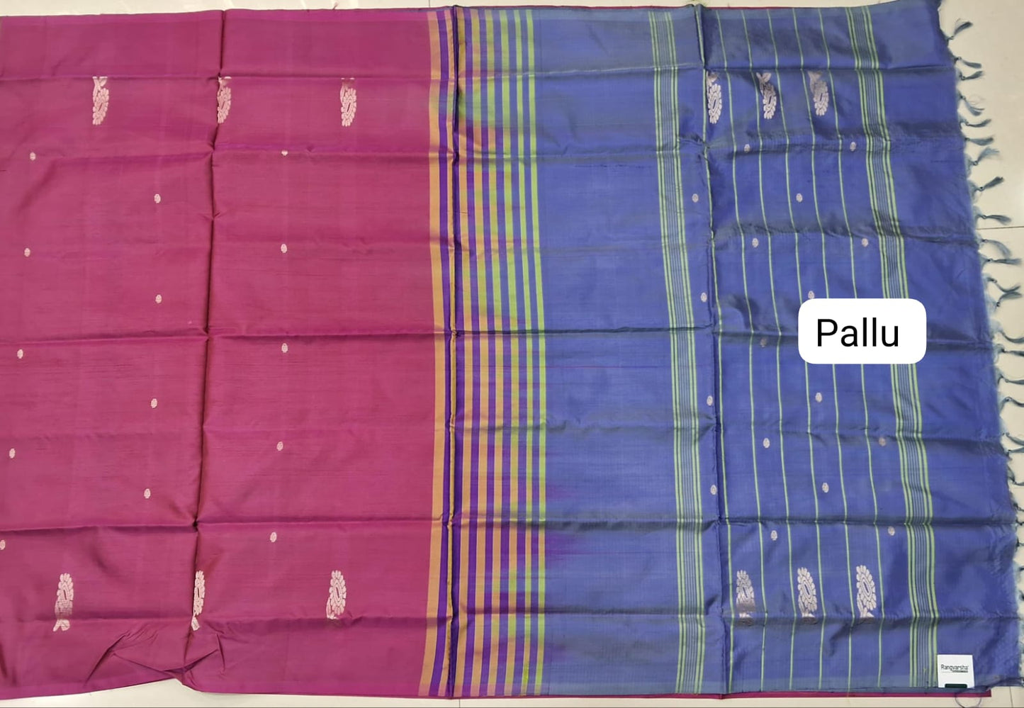 Dark Onion Pink Hand Woven Banana Silk Saree pallu