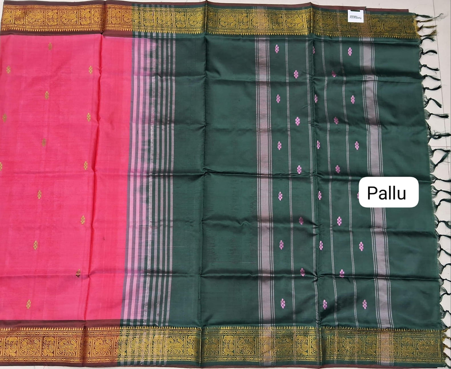 Pink Hand Woven Banana Silk Saree pallu