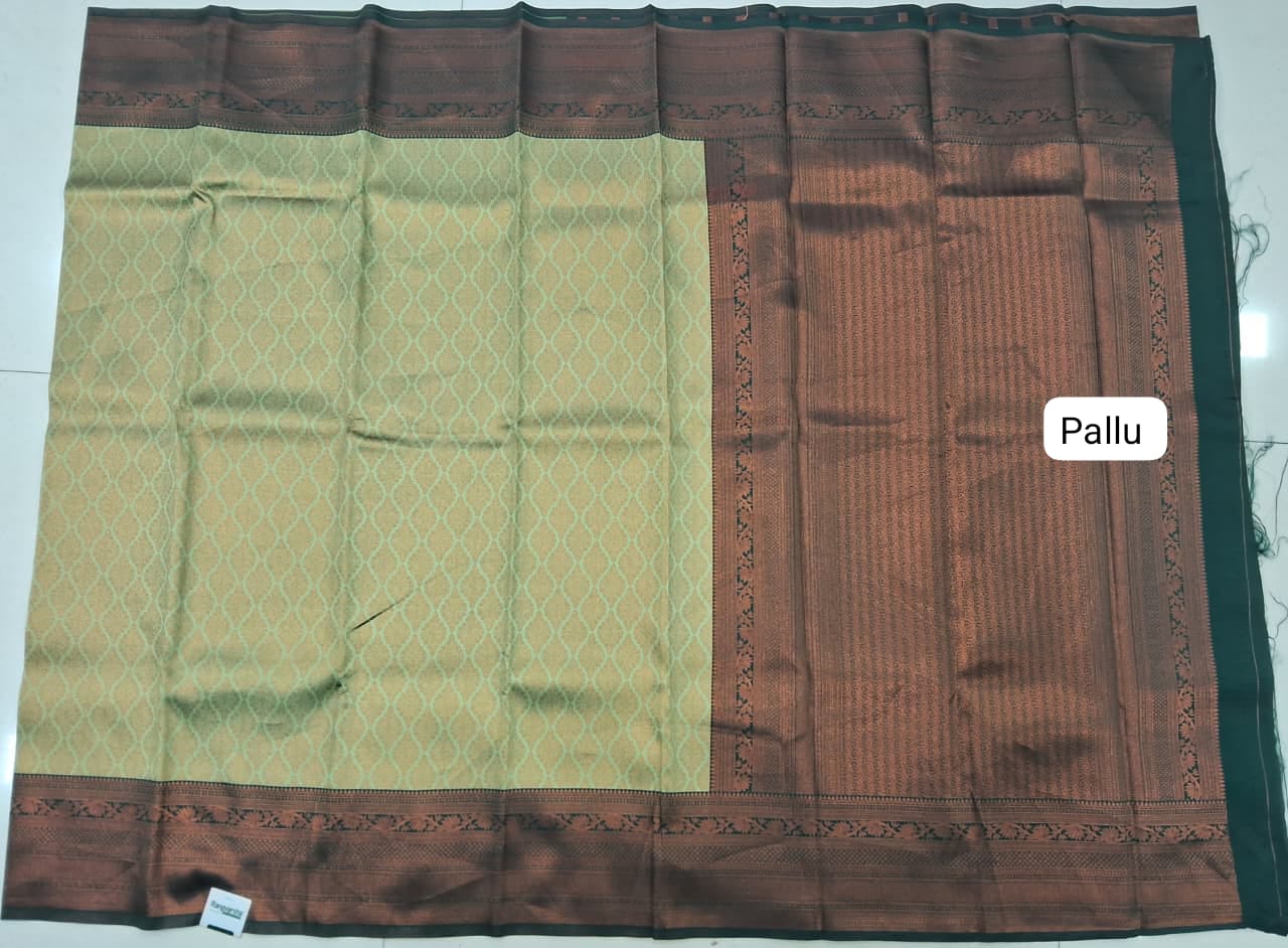 Leaf Green Kanchi Semi Silk Saree Pallu