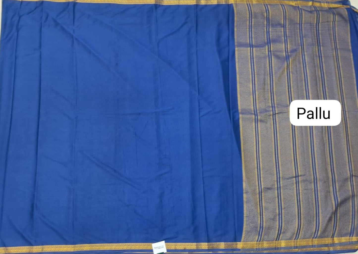 Blue Plain Crepe Silk Saree pallu