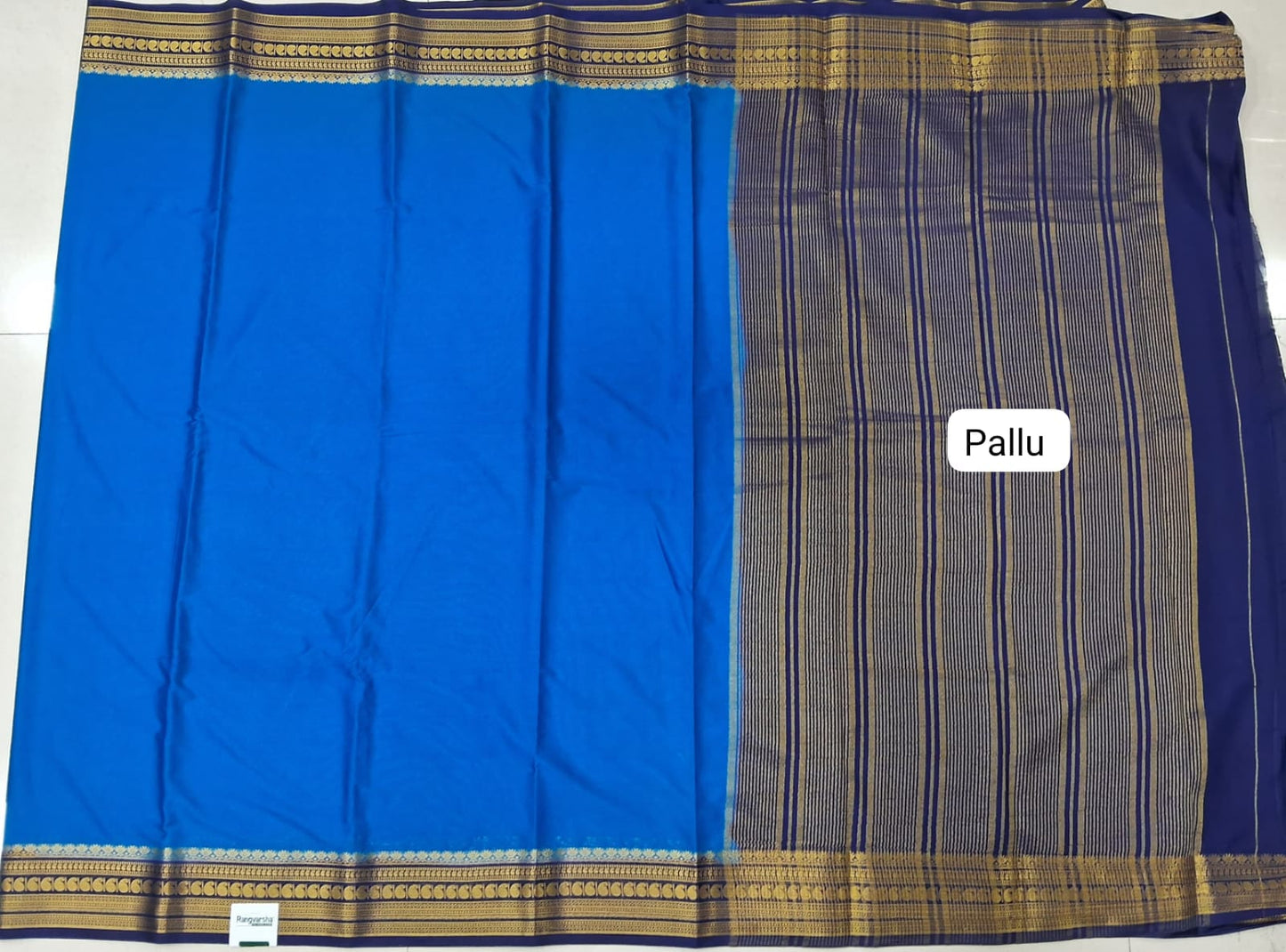 Ocean Blue plain Crepe Silk Saree pallu