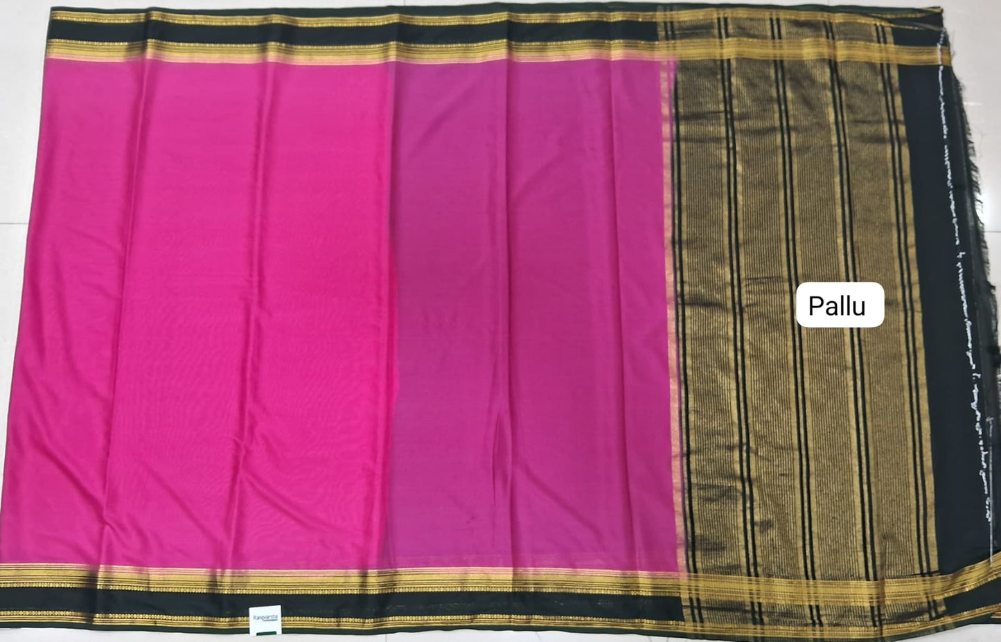 Fuchsia Pink Plain Crepe Silk Saree pallu