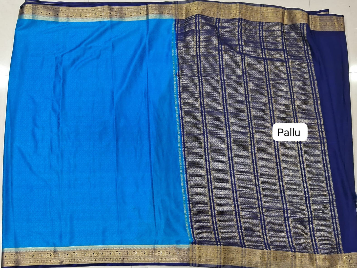 Cornflower Blue Crepe Silk Saree pallu