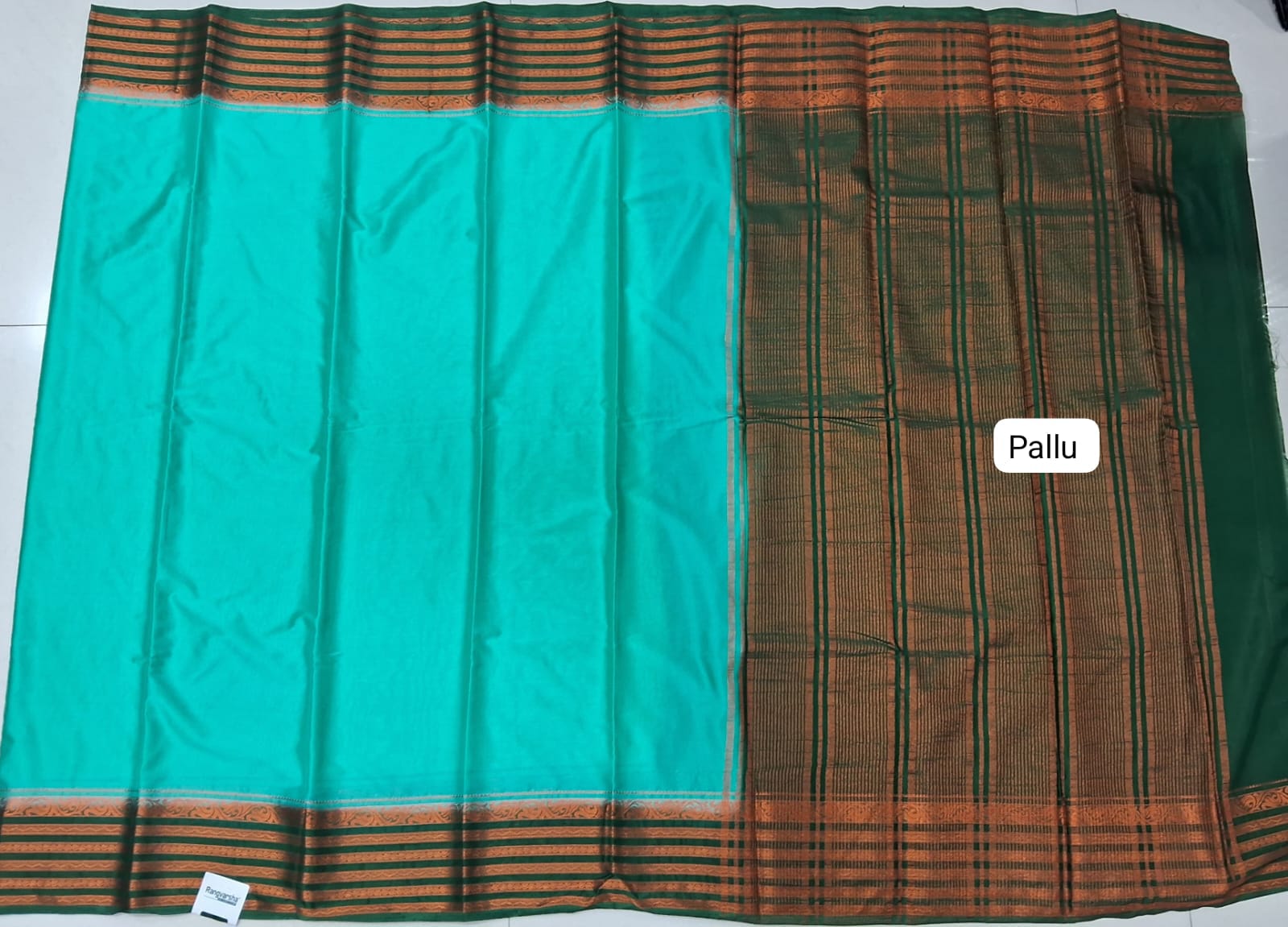 Rama Green Plain Crepe Silk Saree pallu