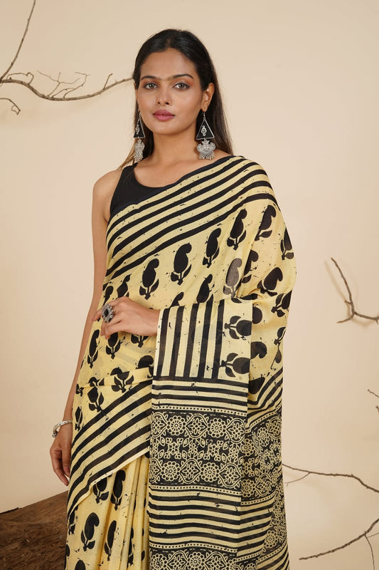 Cream Mulmul Cotton Saree