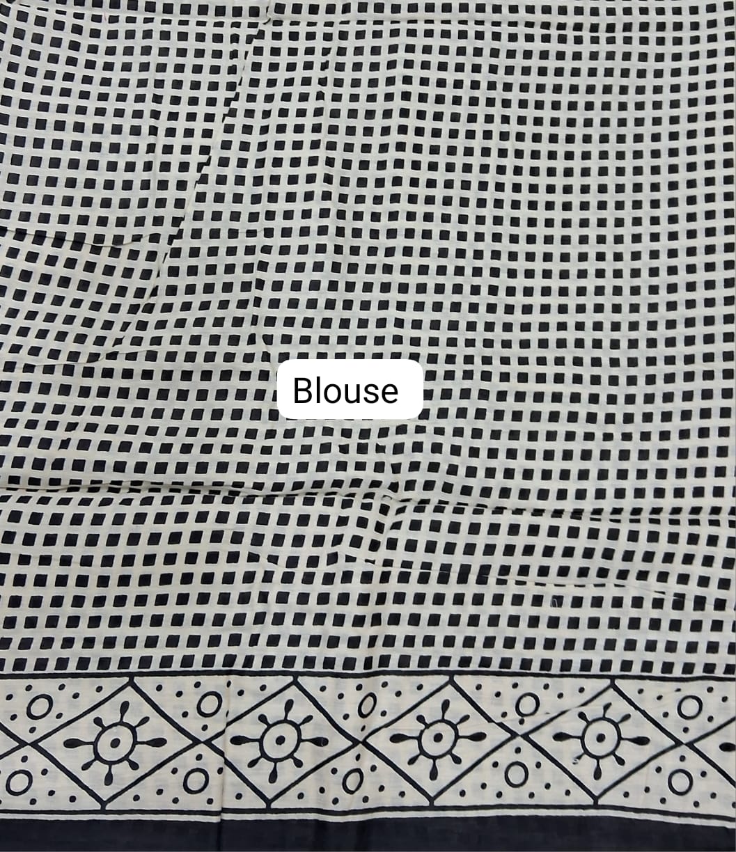 Cream Mulmul Cotton Saree blouse