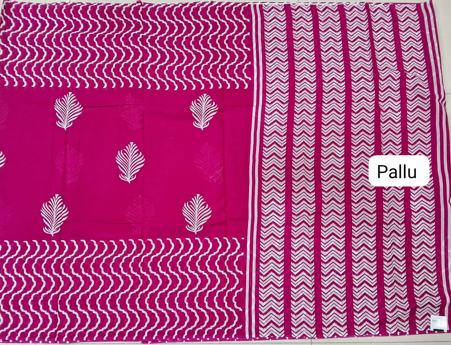 Pink Mulmul Cotton Saree pallu