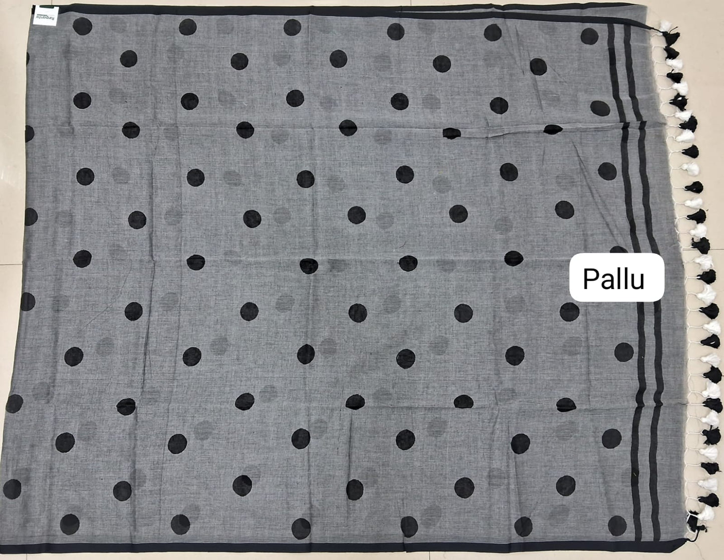 Elephant Grey Mulmul Cotton Saree Pallu