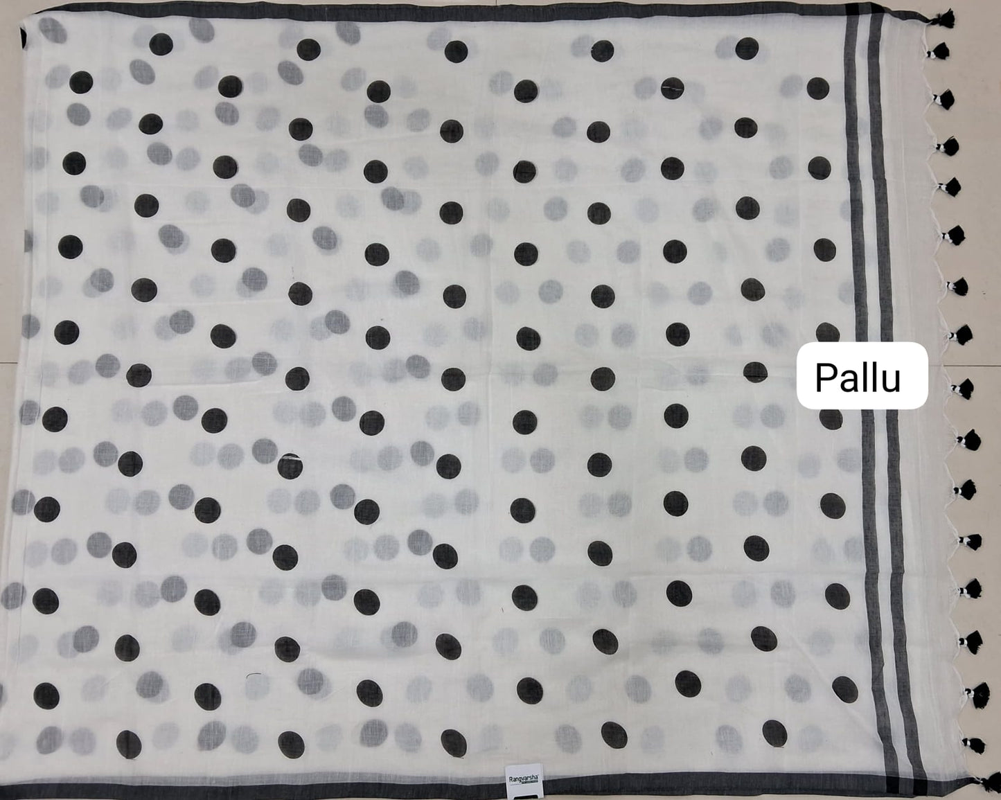 White Mulmul Cotton Saree pallu