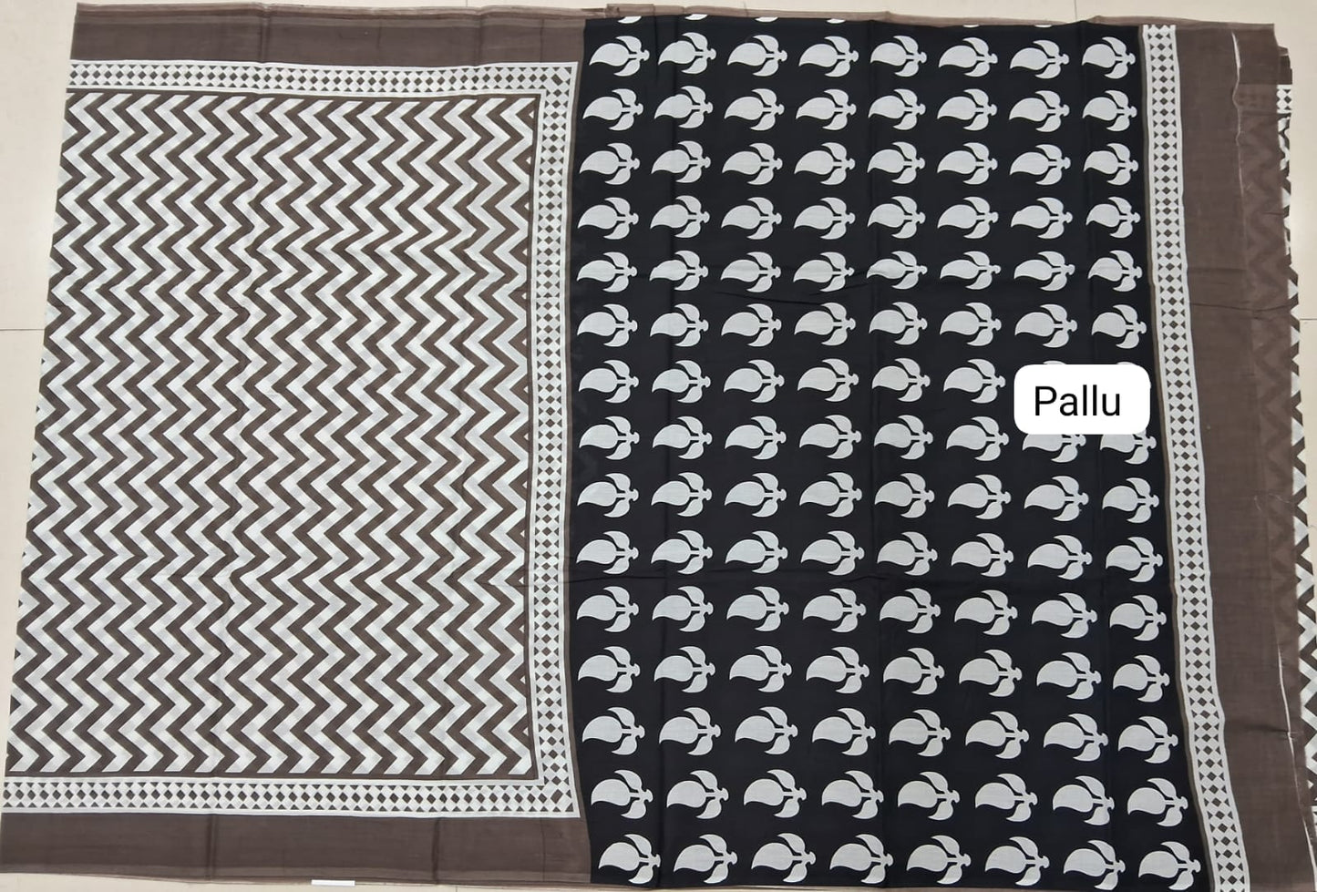 White Mulmul Cotton Saree Pallu