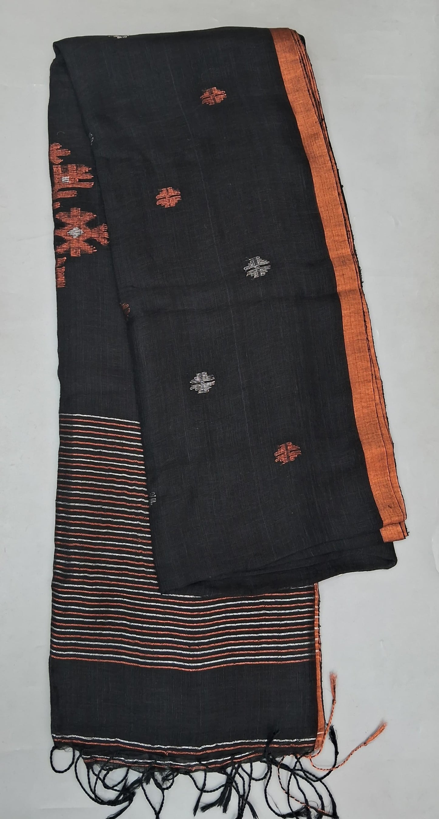 Black Khadhi Linen Saree