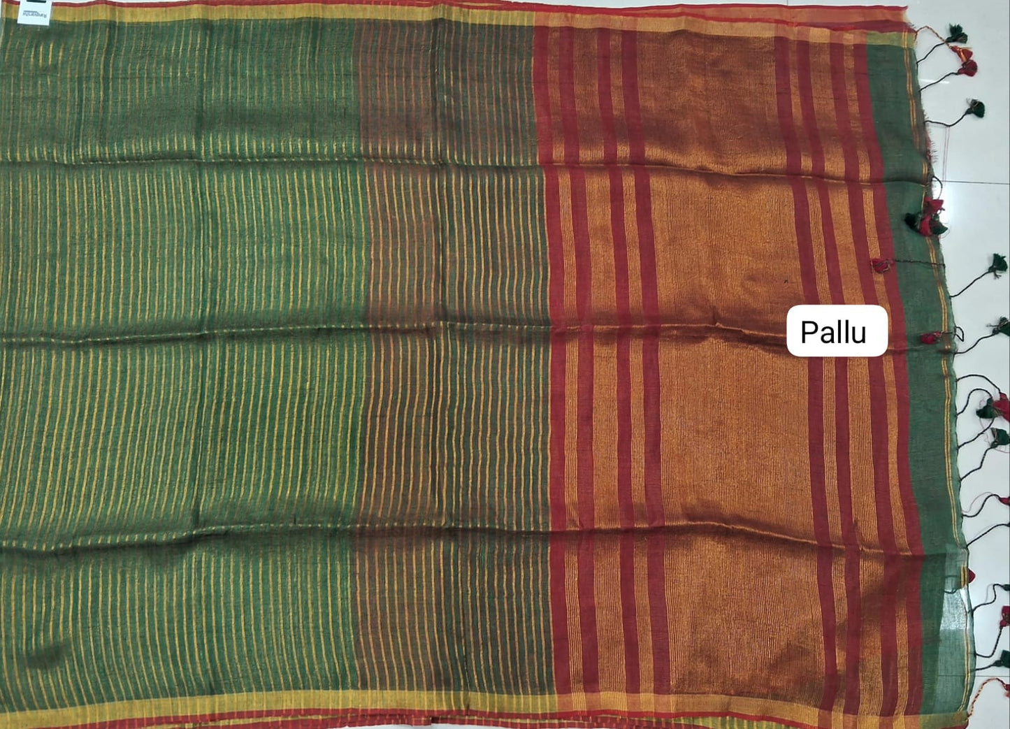 Bottle Green Khadhi Linen Saree pallu
