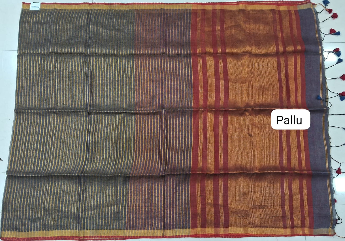 Elephant Grey Khadhi Linen Saree pallu