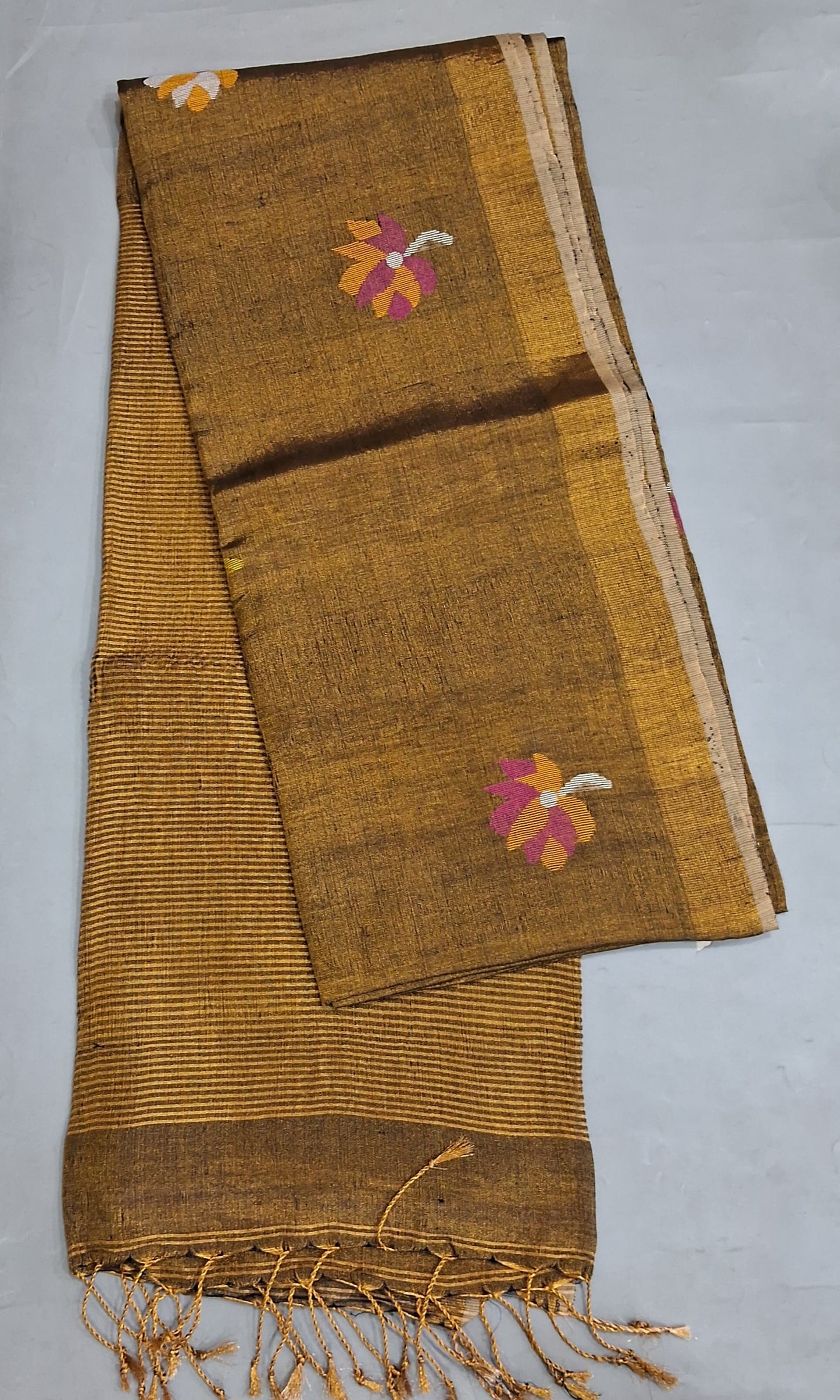 Mehandi Green dual shade Tissue Linen Saree