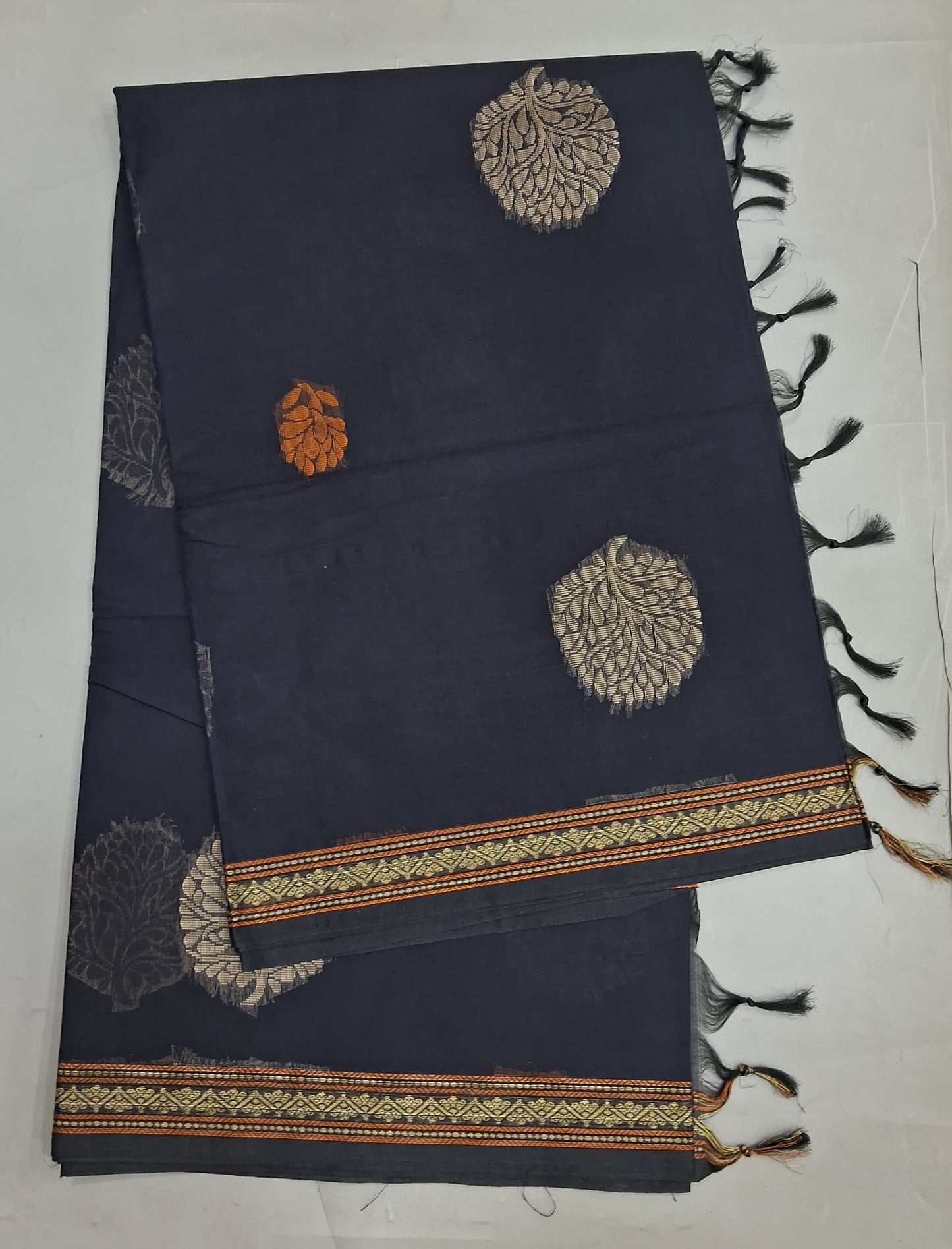 Black Korvai Kanchi Cotton Saree