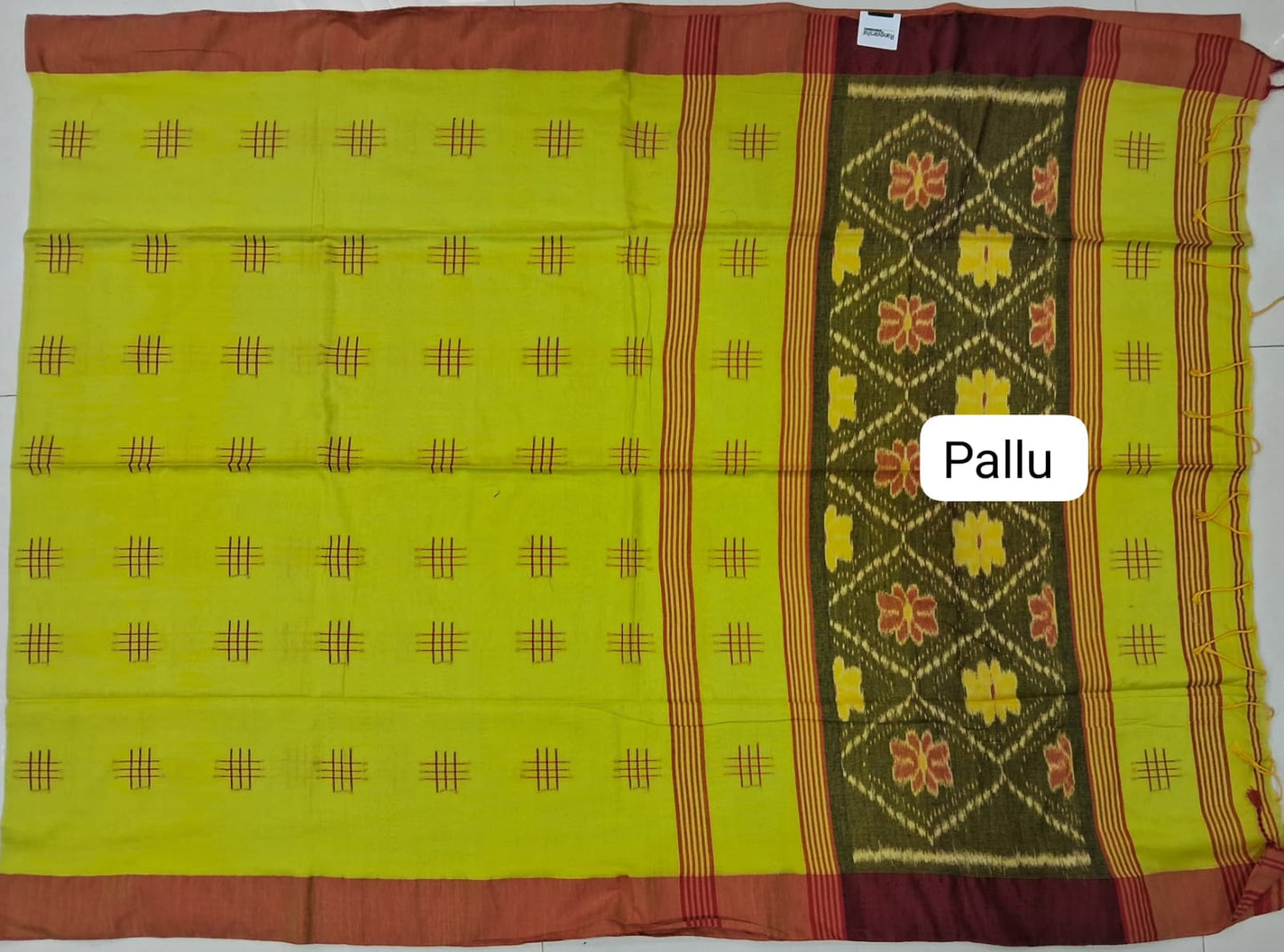 Lemon Yellow Khadhi Cotton Saree pallu