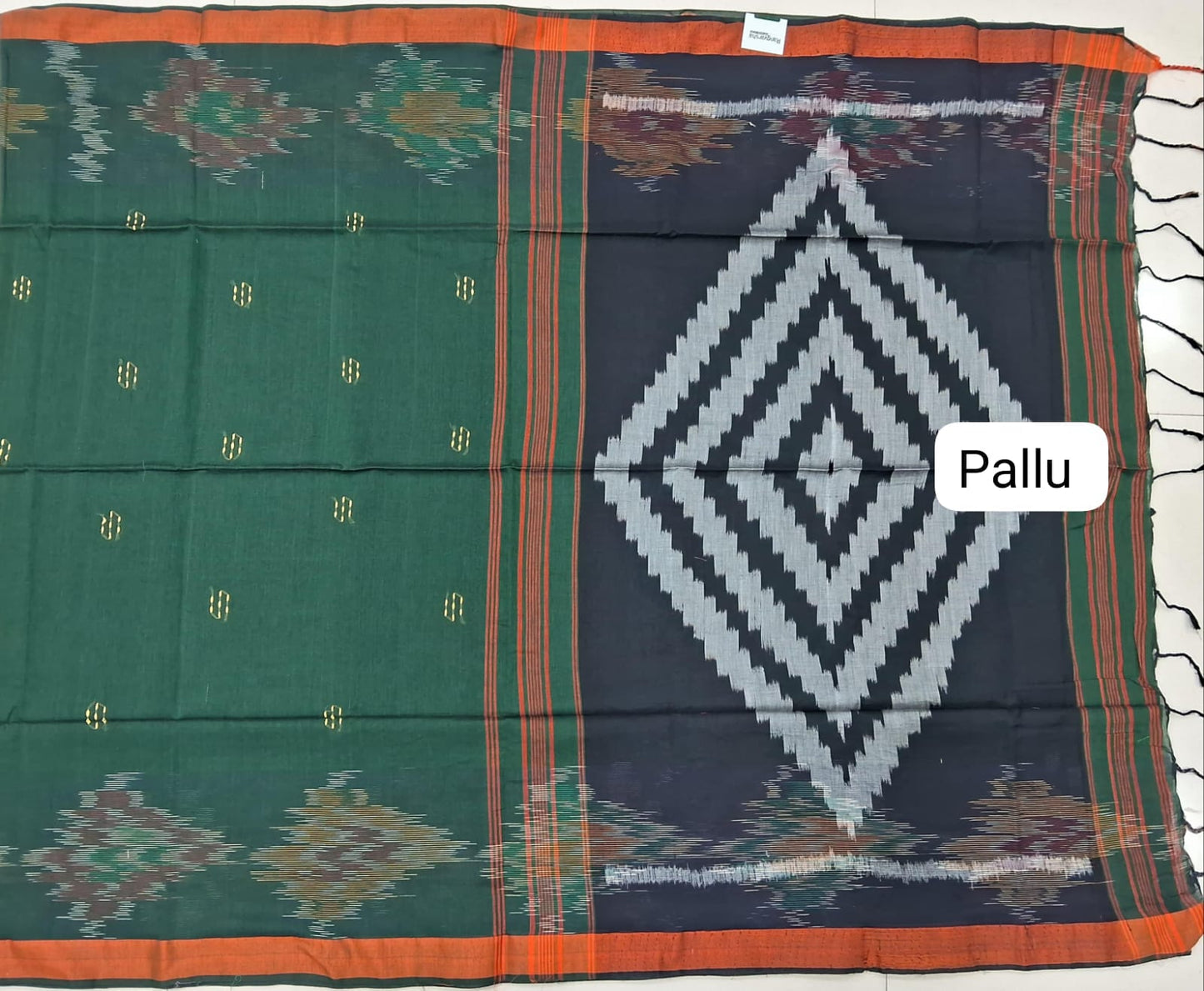 Bottle Green Khadhi Cotton Saree pallu