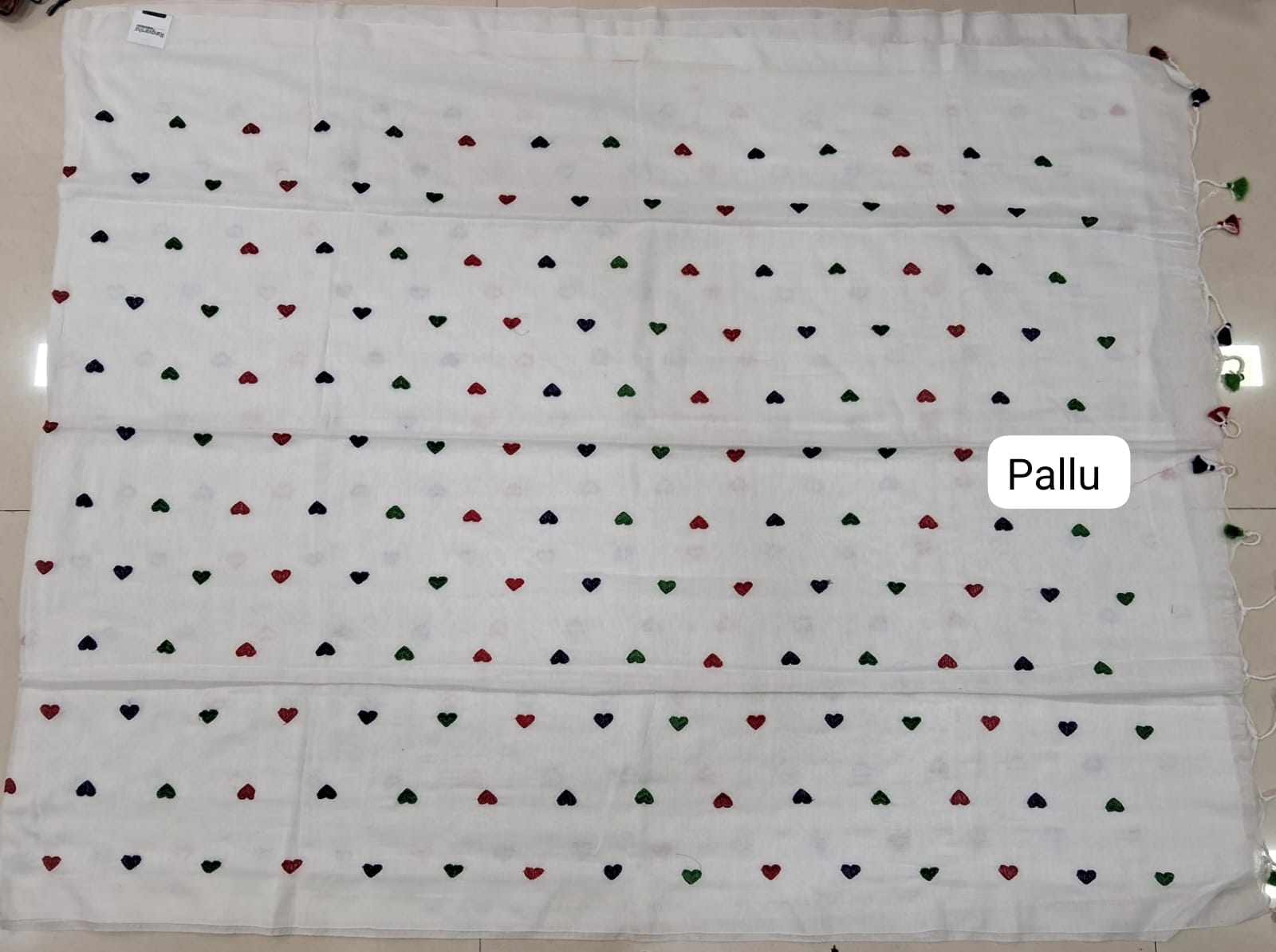 White Khadhi Cotton Saree pallu
