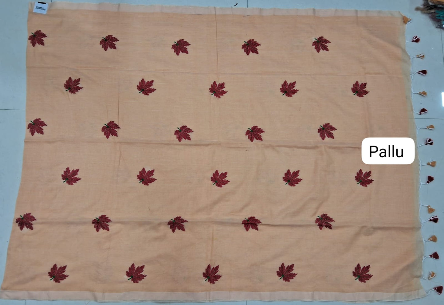 Beige Khadhi Cotton Saree pallu