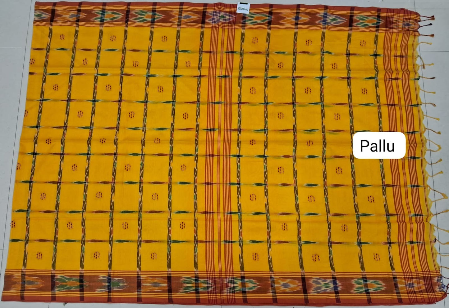 Yellow Khadhi cotton saree pallu