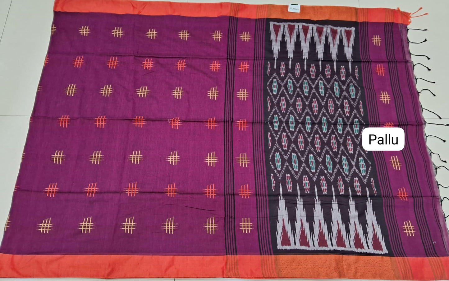 Magenta Pink Khadhi Cotton Saree pallu