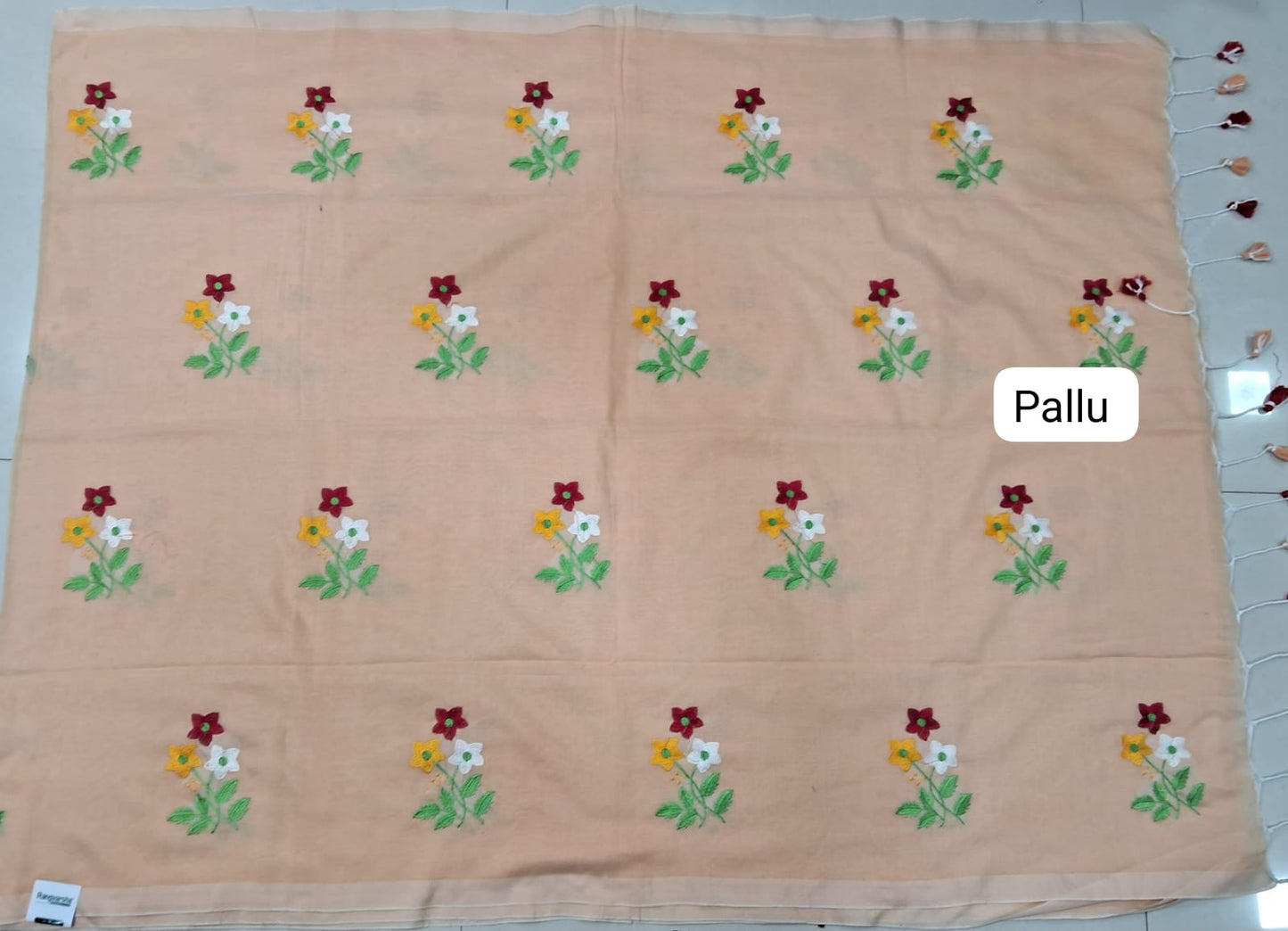 Cream Khadhi Cotton Saree pallu