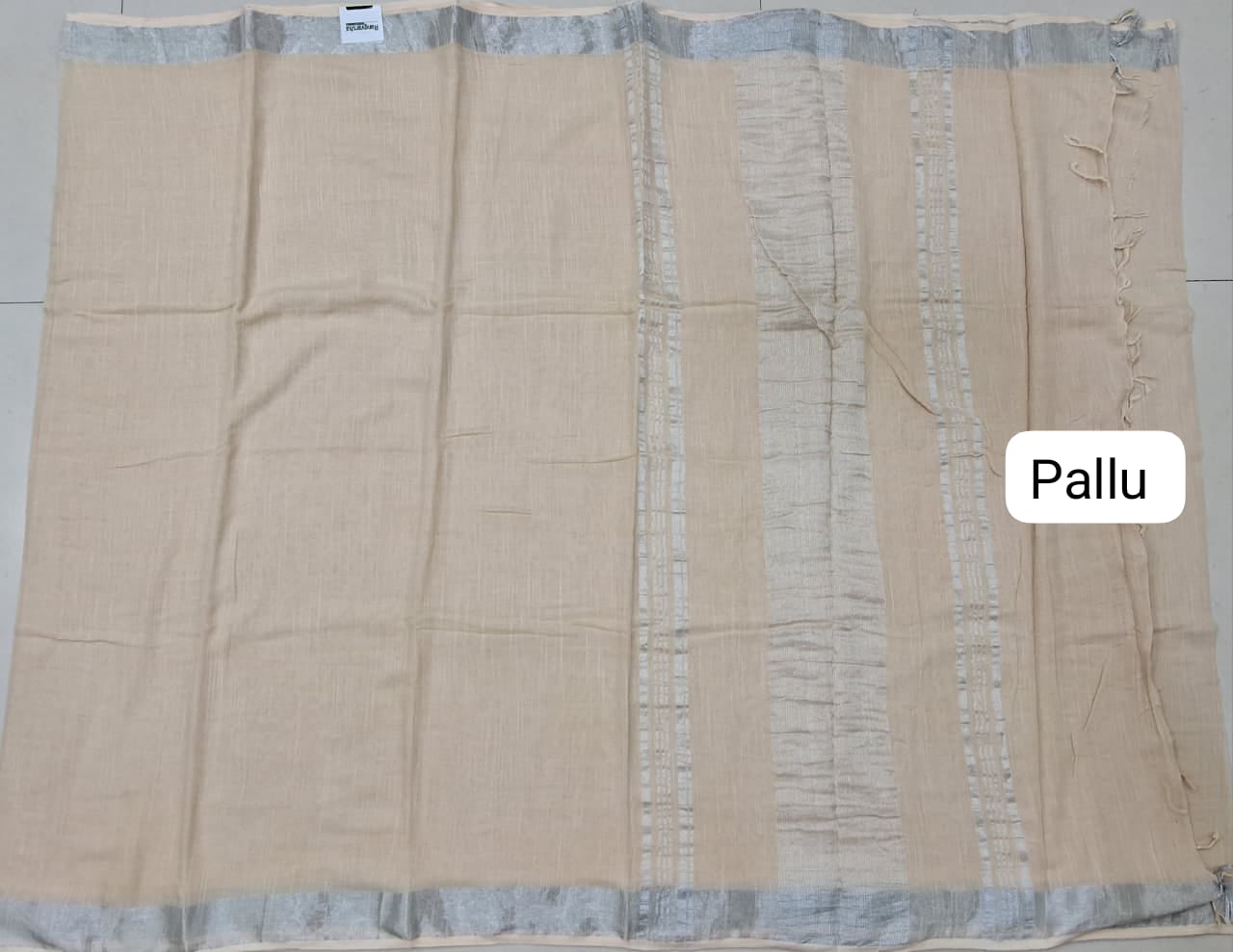 Beige Plain Linen Cotton Saree pallu