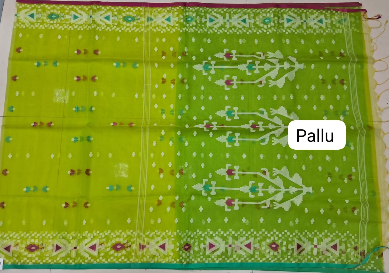 Bright Green Muslin Saree Pallu