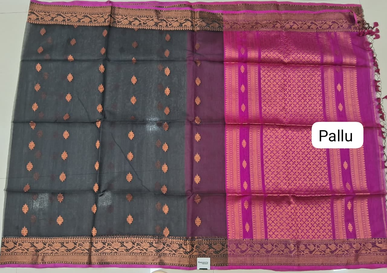 Charming Black Muslin Saree Pallu