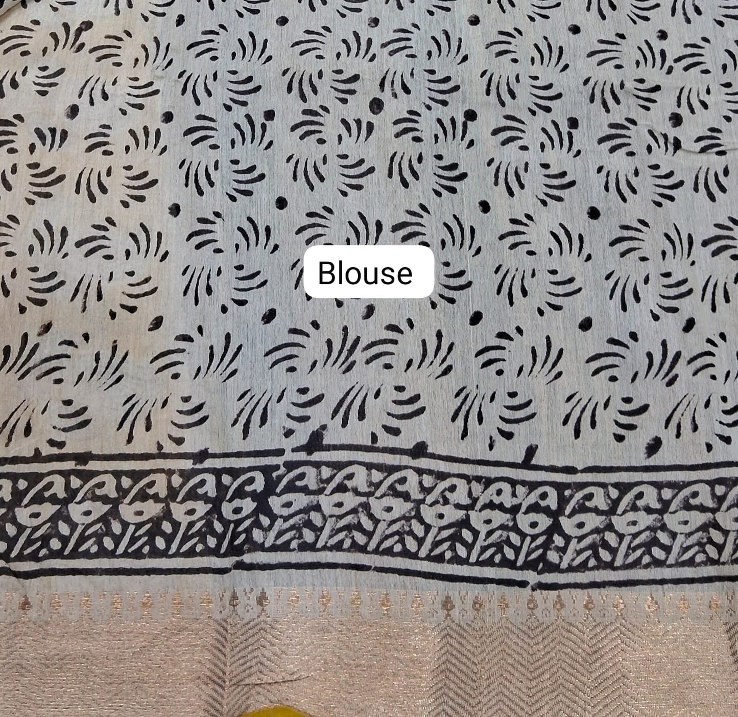 Off white Maheshwari Cotton Saree blouse