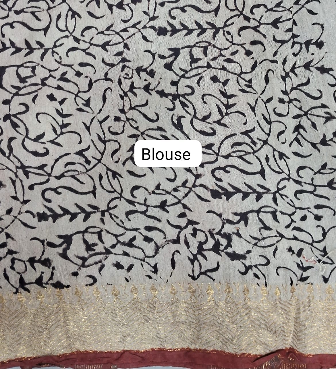 Cream Maheshwari Cotton Saree blouse