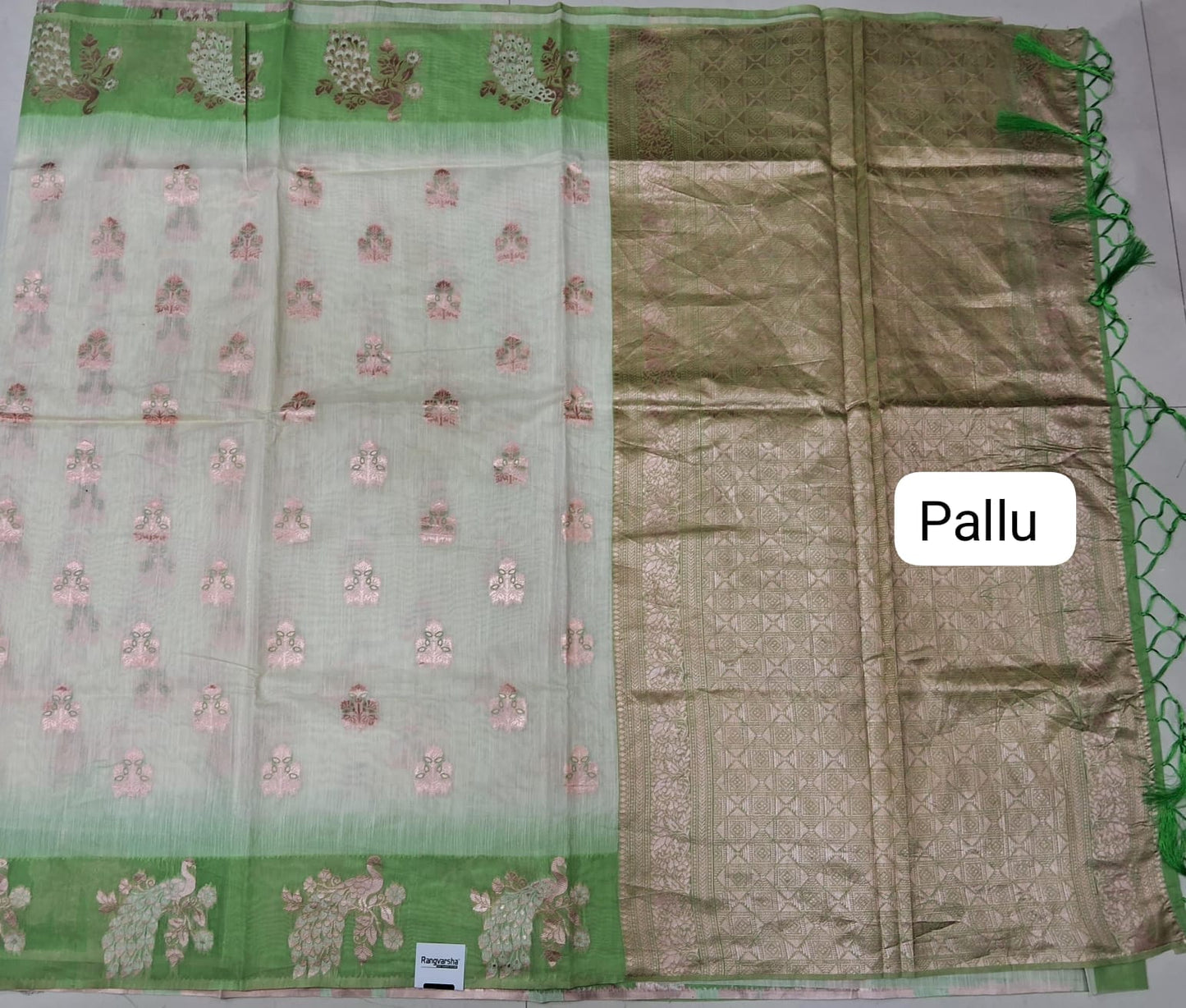 Off-White Munga Cotton Saree pallu