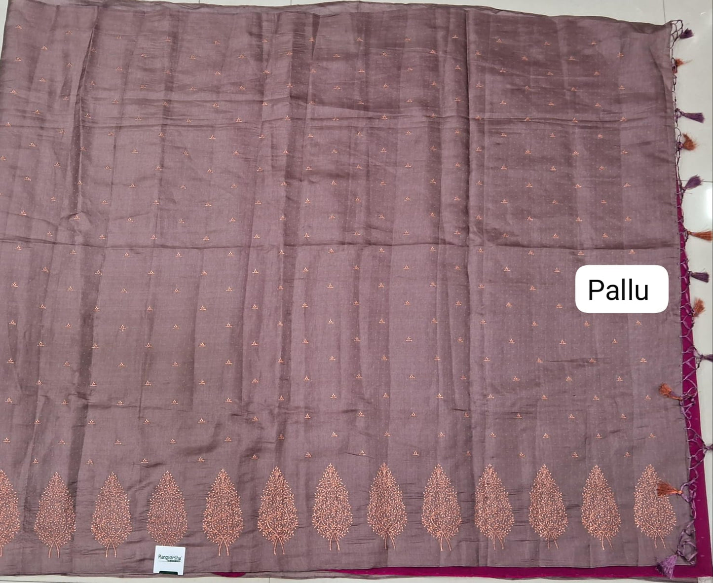 Taupe Brown Matka Silk Saree pallu