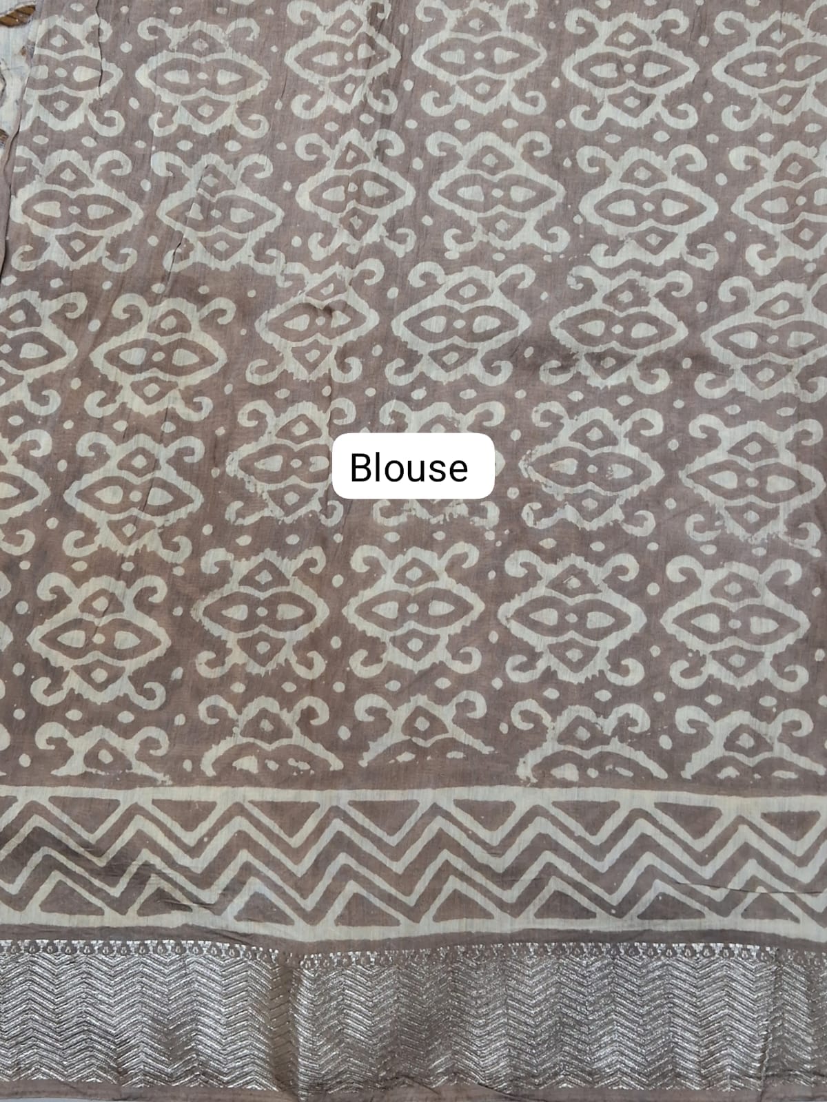 Beige Maheshwari Cotton Saree blouse