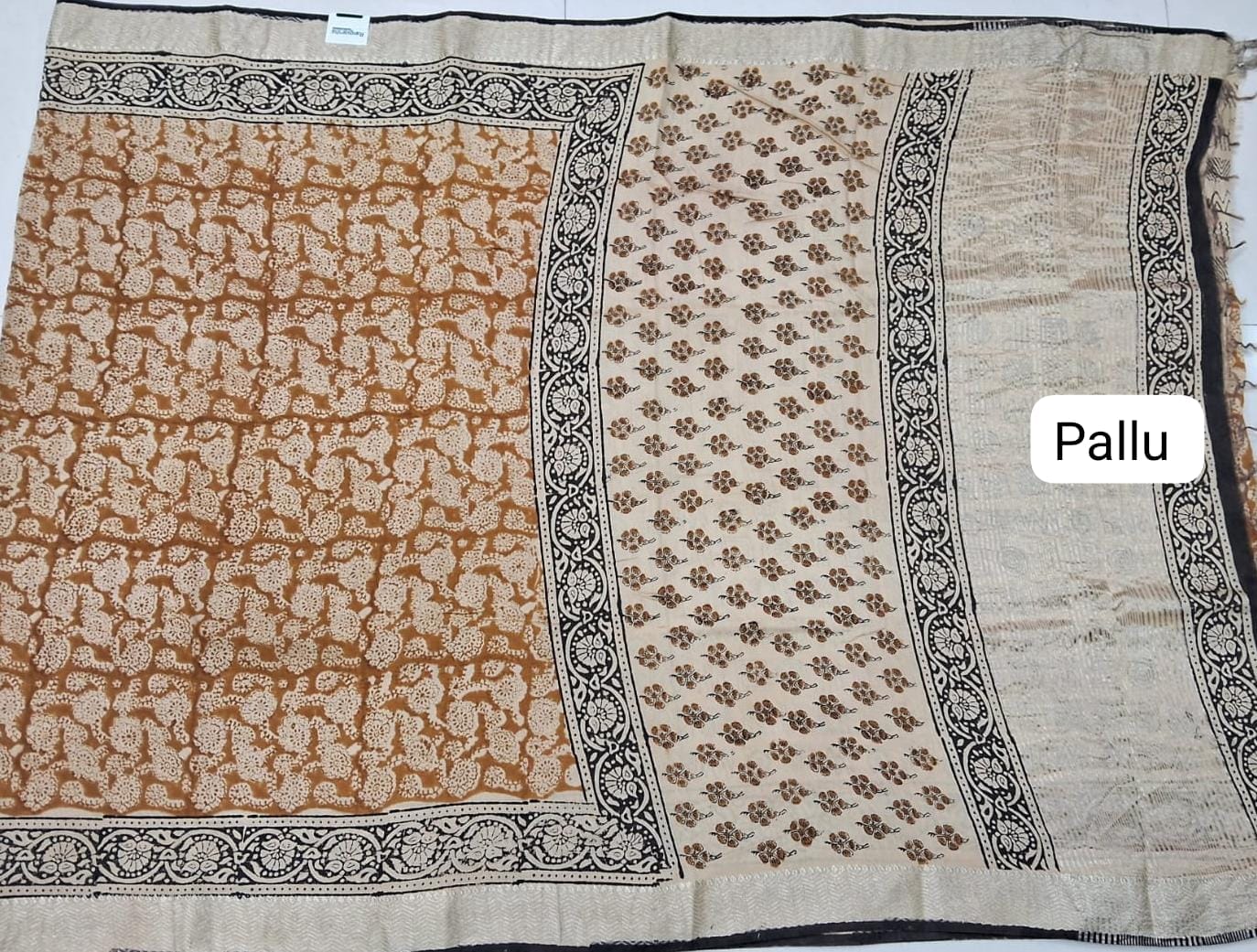 Brown Maheshwari Cotton saree pallu
