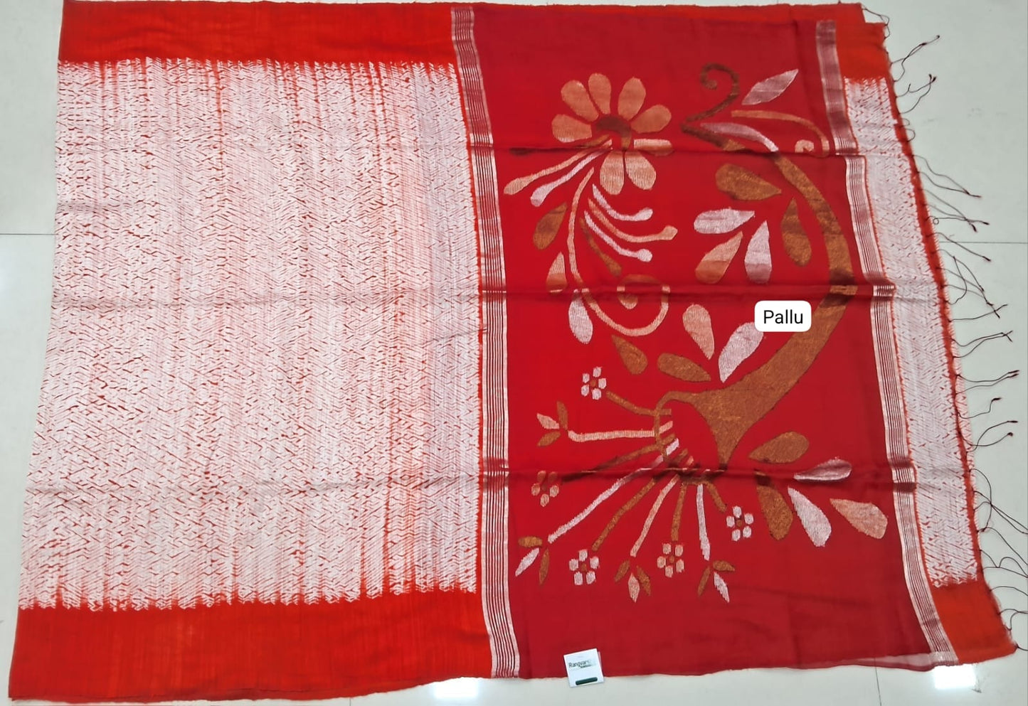 White Pure Matka Silk Saree pallu