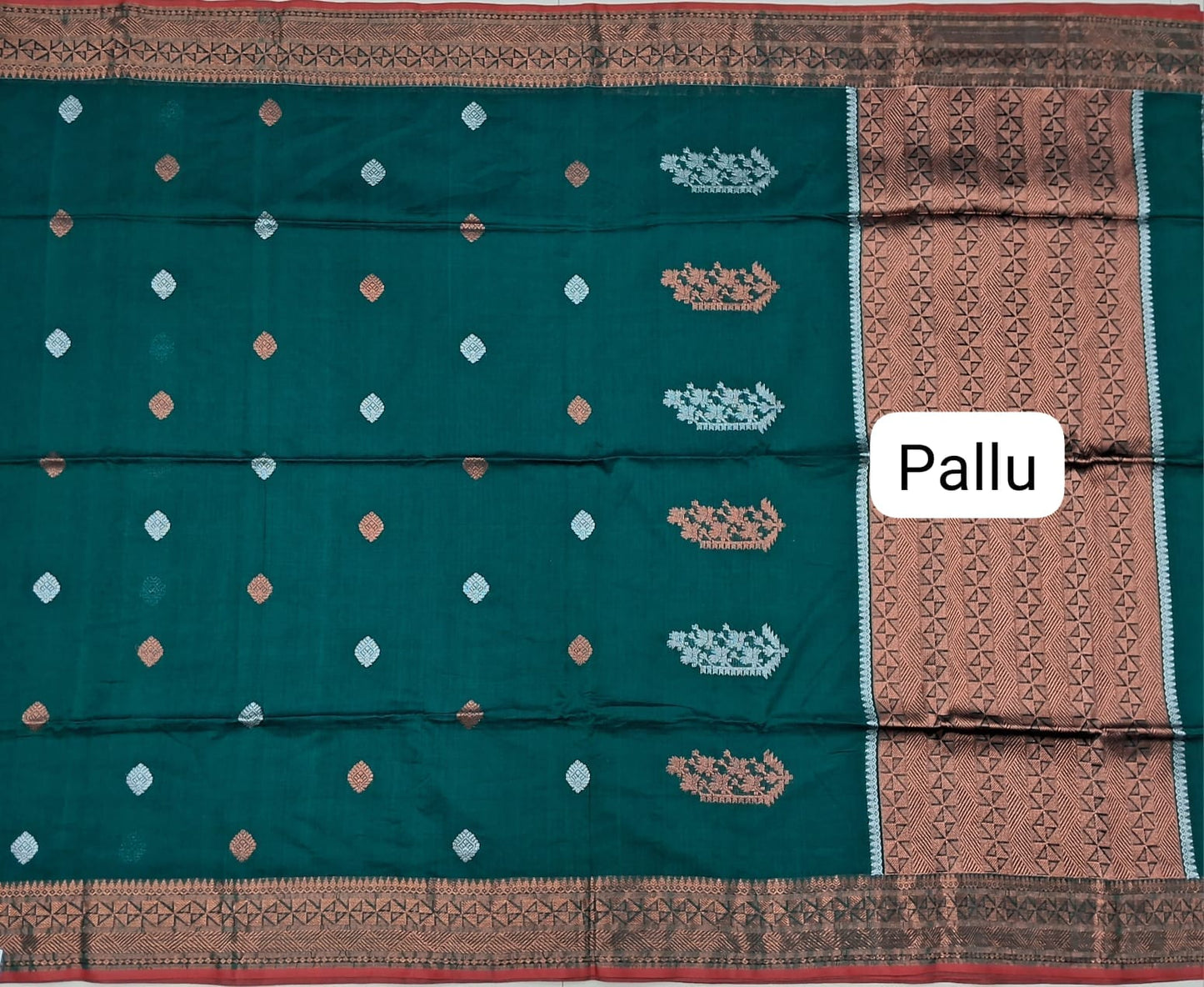 Bottle Green Khadhi Silk Saree palli
