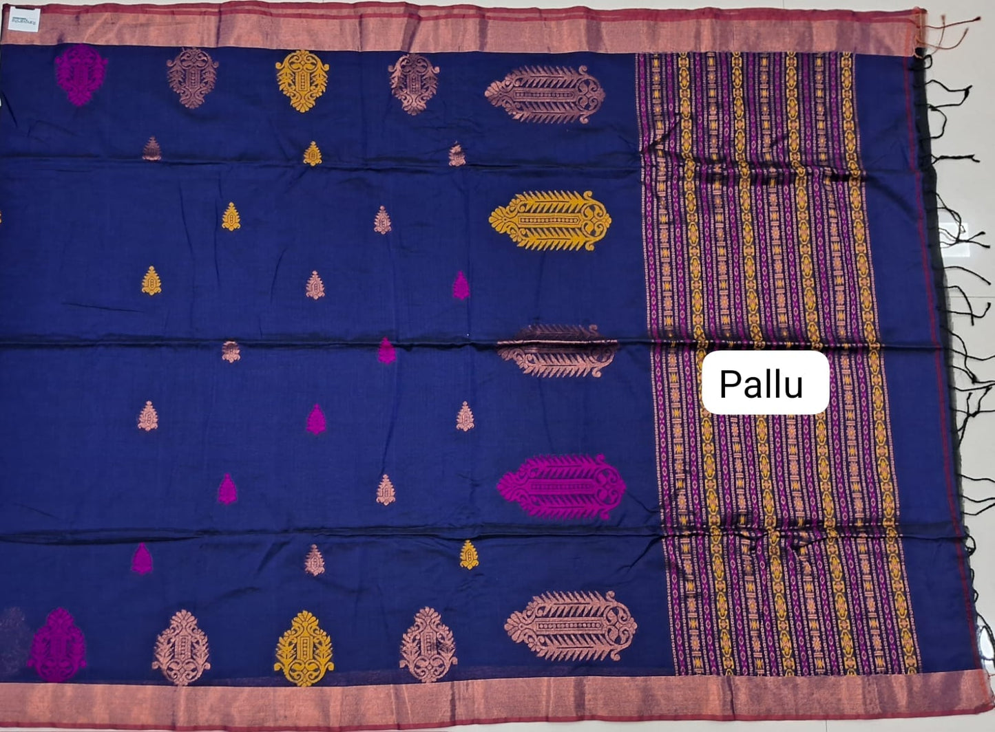 Navy Blue Khadhi Silk Saree Pallu