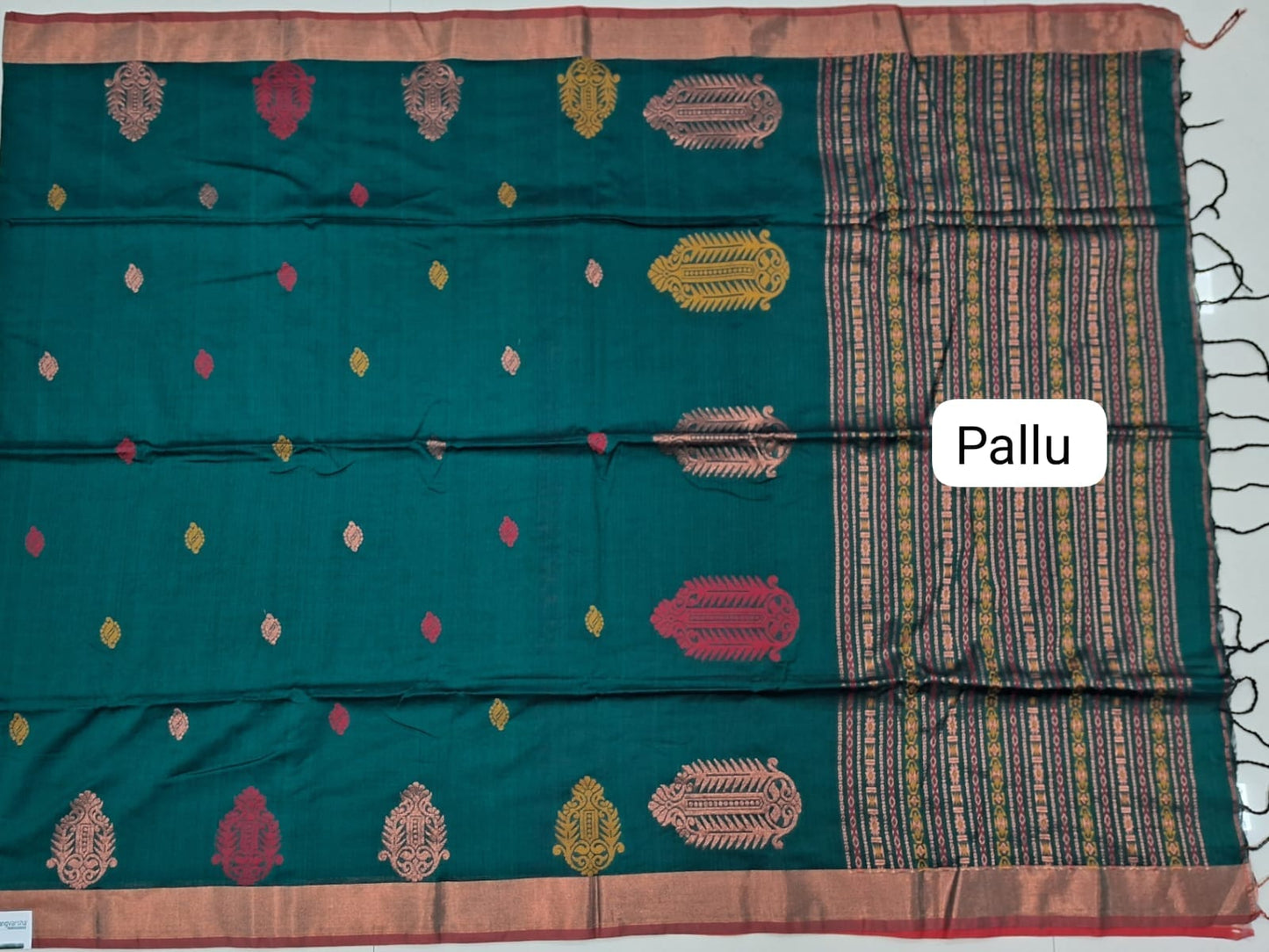 Bottle Green Khadhi Silk Saree Pallu