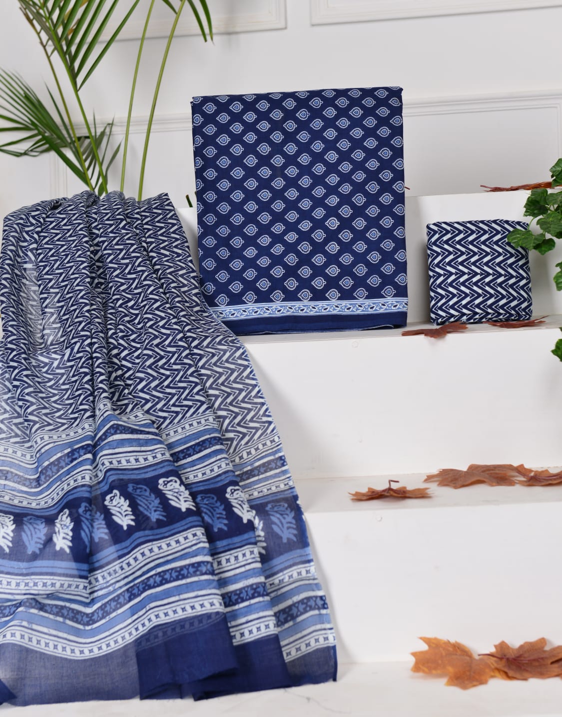 Blue with white leaf printed cotton top