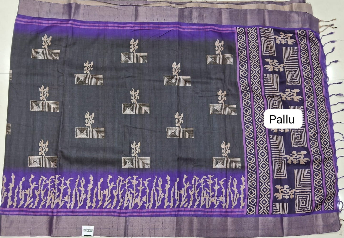 Black Tussar Saree Pallu
