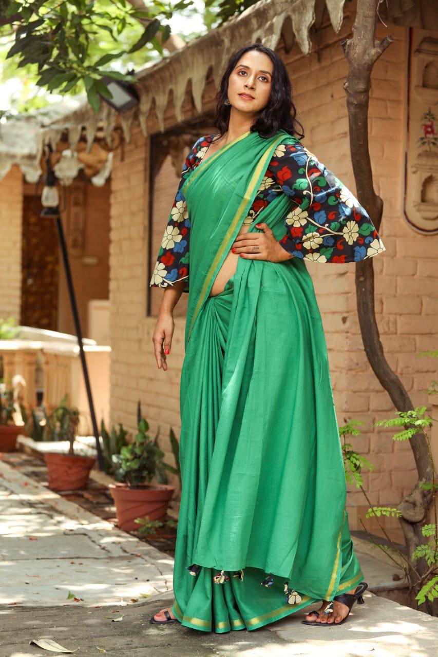 Sea Green Plain Mulmul Zari Cotton Saree