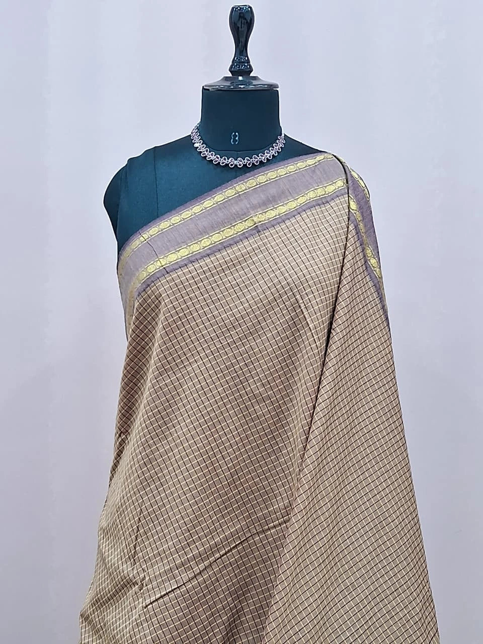 Graceful beige Arani cotton saree 1