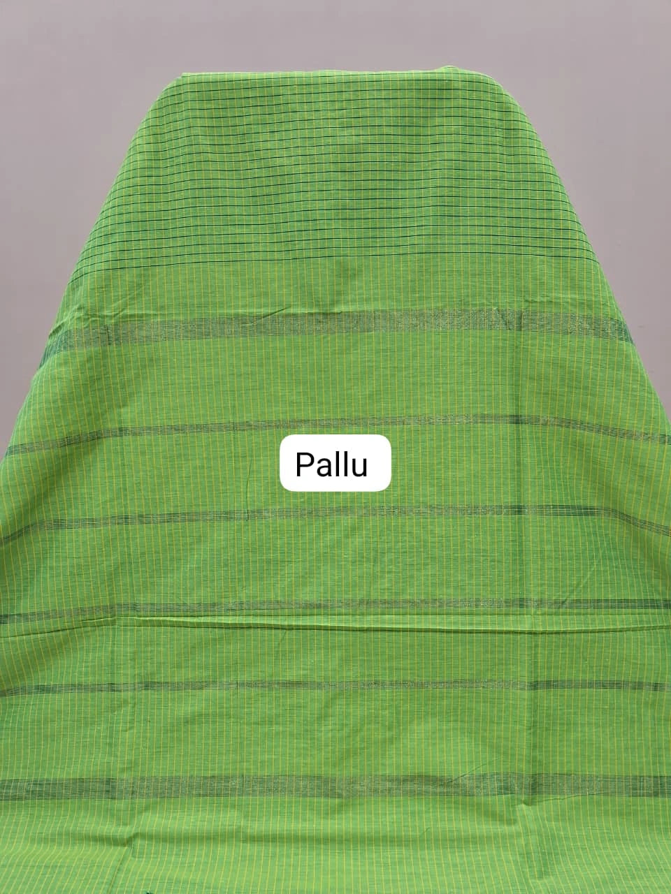 Bright Green Arani Cotton Saree pallu