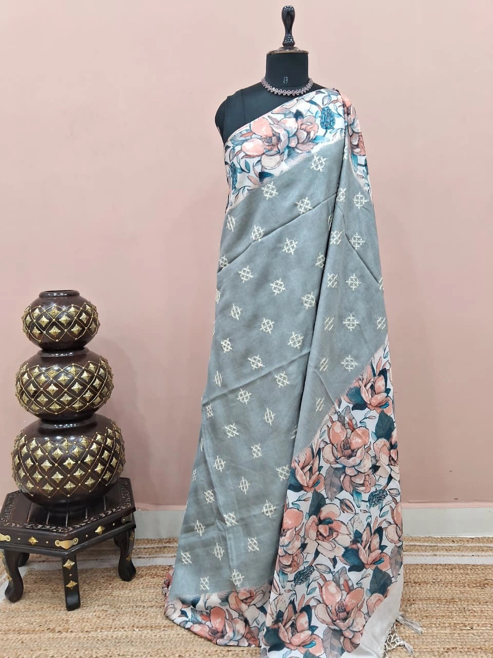 Elegant Metal Grey Tussar Saree