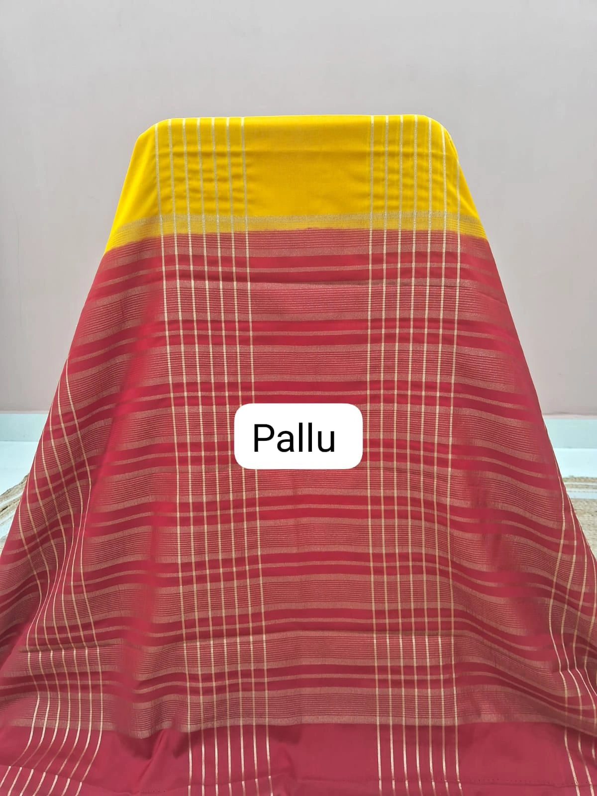 Elegant Yellow Mysore Crepe Silk Saree Pallu