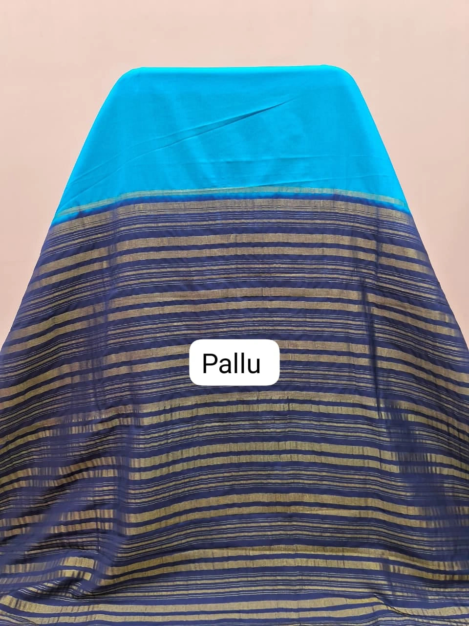 Graceful Cornflower Blue Plain Mysore Crepe Silk Saree pallu