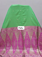 Parrot Green Silk Saree Pallu