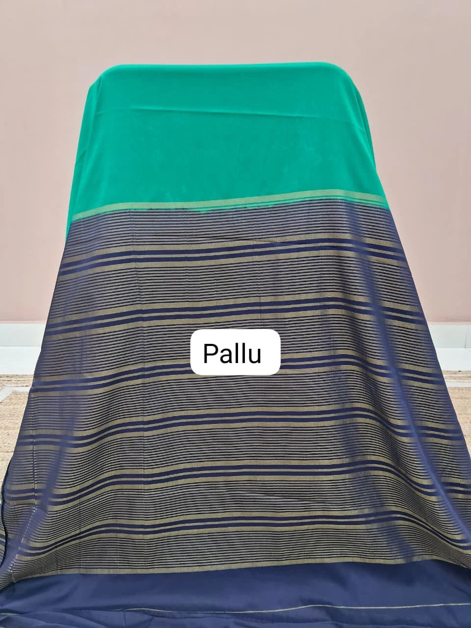 Rama Green Mysore Crepe Silk Saree Pallu